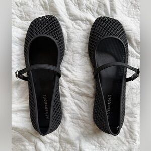 Jeffrey Campbell Jelly Ballet Flats Size 10 Black With Strap Buckle
